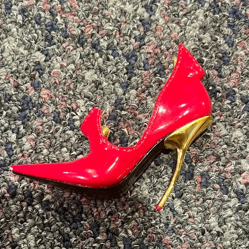 Just the Right Shoe Devilish Elegant Red Stiletto Heel - Picture 1 of 4